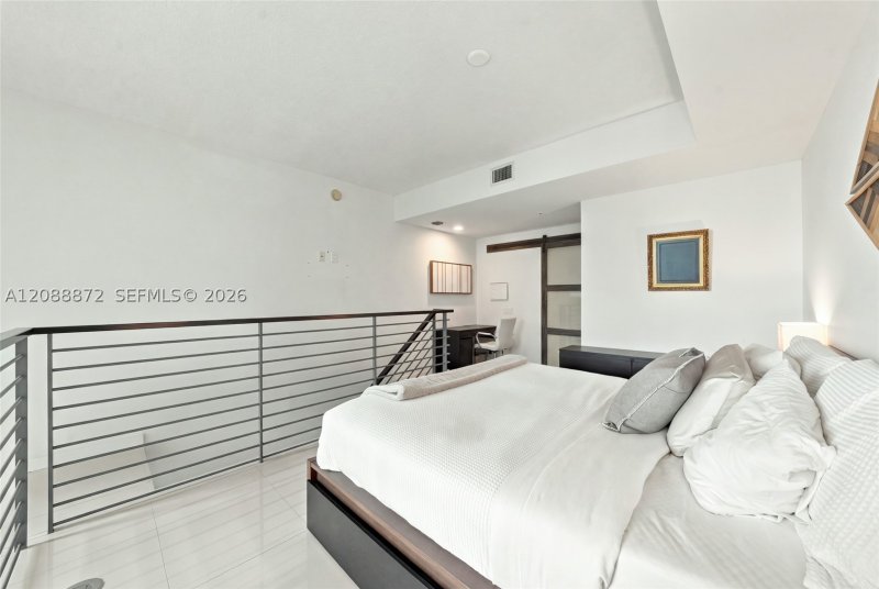 Condo for sale at Infinity on Brickell 3204