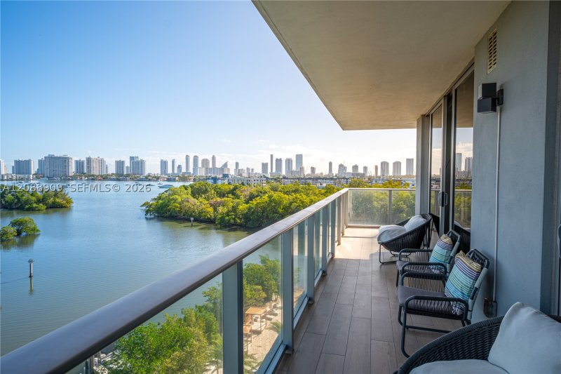 Comprar apartamento en The Harbour 707