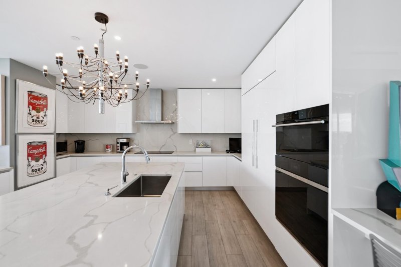 Condo for sale at Aqua Blu 801