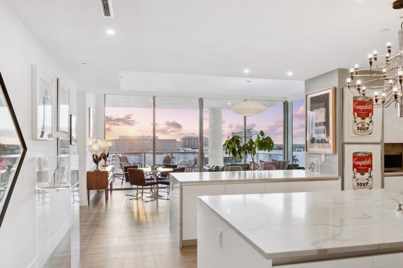 Condo for sale at Aqua Blu 801