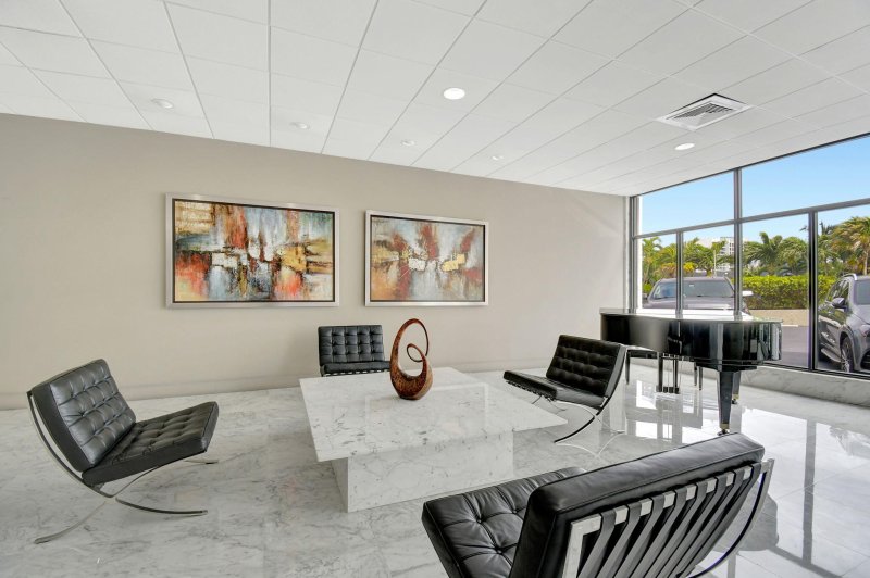 Condo for sale at Berkley South 17B