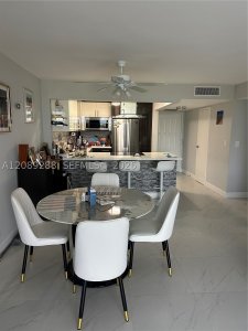 Comprar apartamento no Towers of Oceanview South 627