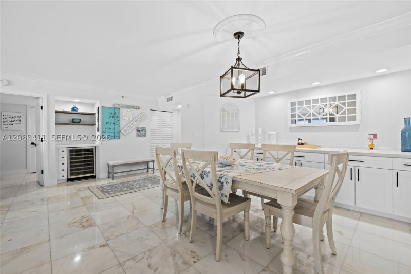 Condo for sale at The Summit 1008N
