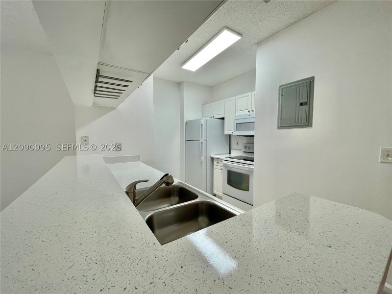 Alquiler de apartamento en Porto Bellagio 3213