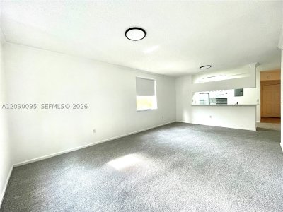 Alquiler de apartamento en Porto Bellagio 3213