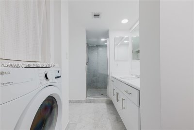 Comprar apartamento no Oceania 3 338