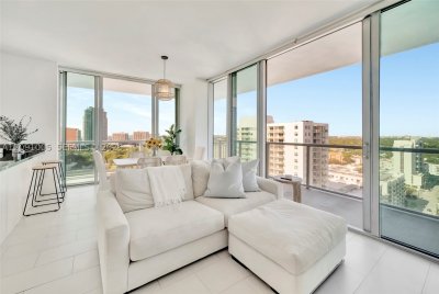 Comprar apartamento no Axis on Brickell South Tower 2201-S