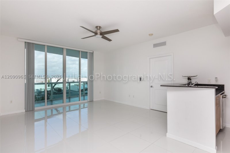 Comprar apartamento en 360 Condominium East 507