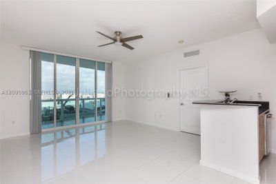 Comprar apartamento no 360 Condominium East 507