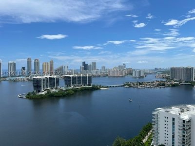 Comprar apartamento no Aventura Marina II LPH14