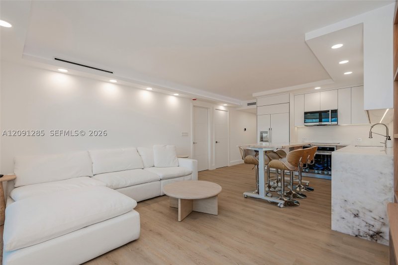 Comprar apartamento en Roney Palace 834