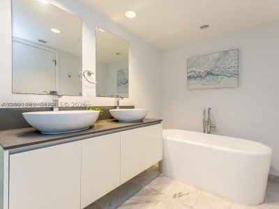 Aluguel de apartamento no O Residences 703