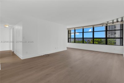 Brickell Shores Apt #604