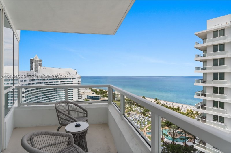 Comprar apartamento no Fontainebleau II 1703