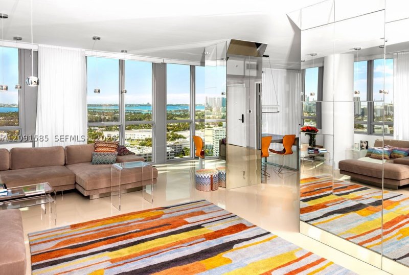 Comprar apartamento no Setai 2802/2804
