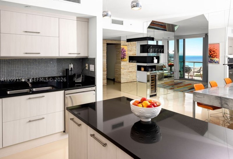 Comprar apartamento no Setai 2802/2804
