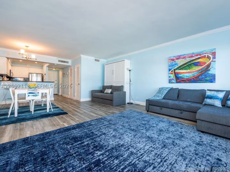 Alquiler de apartamento en The Wave Condo 627