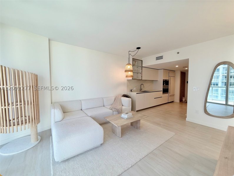 Condo for sale at Icon Brickell Tower II 5106