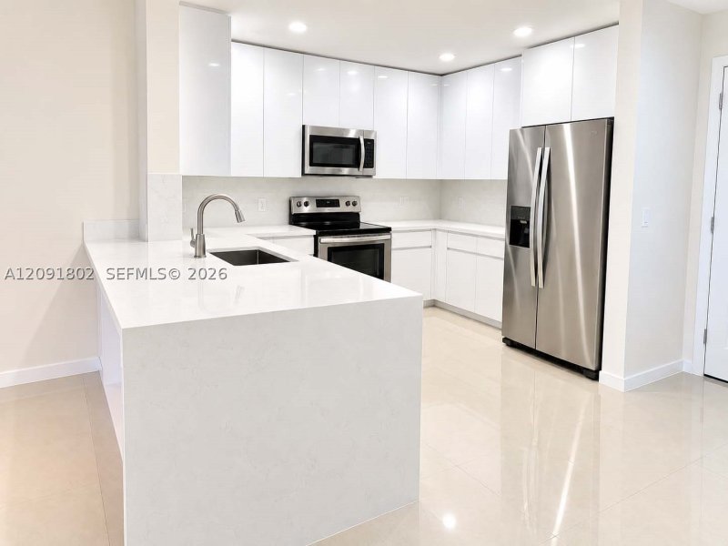 Property photo # 2