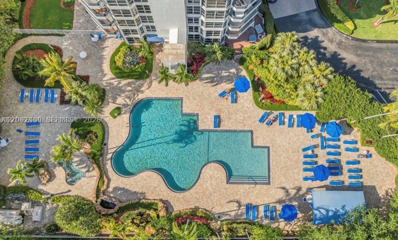 Apartment for rent at Mystic Pointe 400 1907