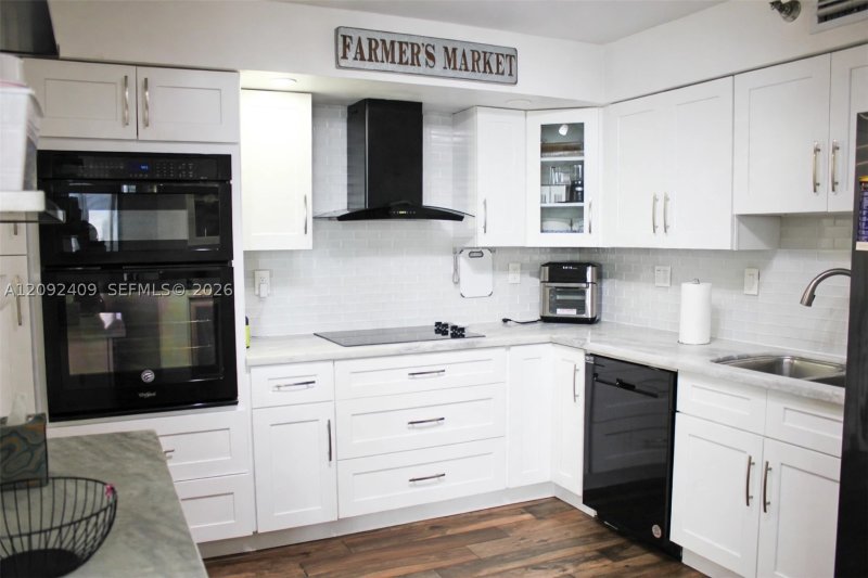 Apartment for rent at Mystic Pointe 400 1907