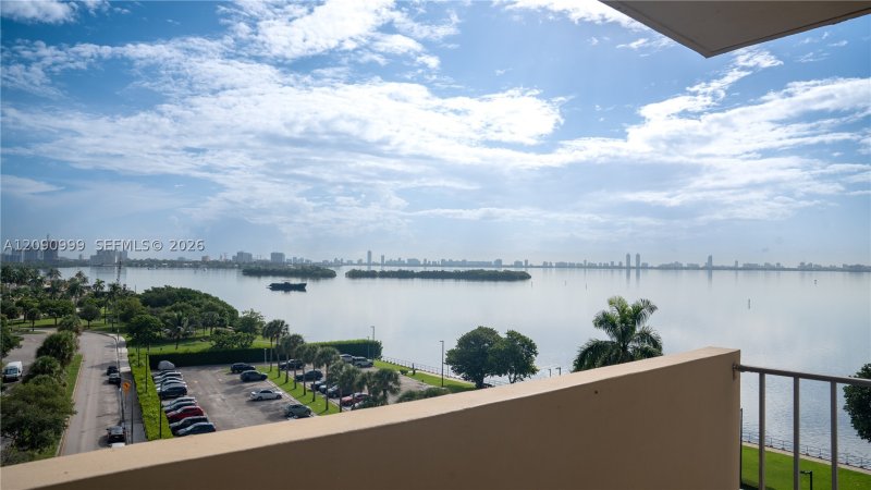 Apartment for rent at Clipper 7M
