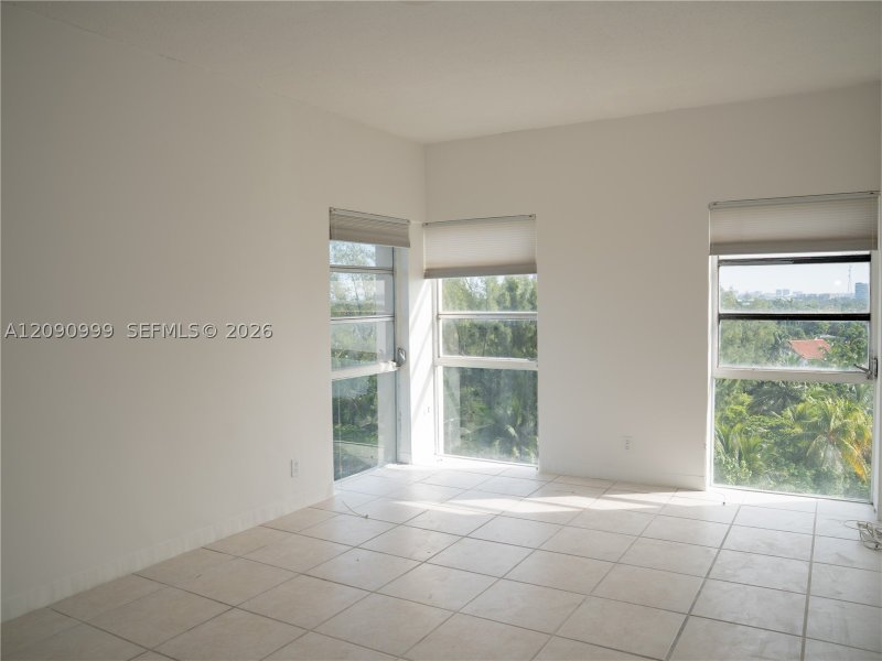Apartment for rent at Clipper 7M