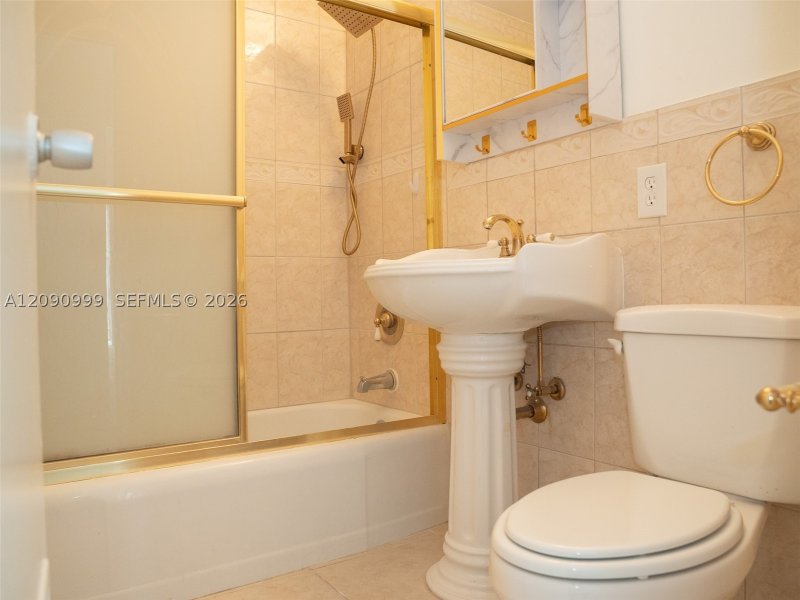 Apartment for rent at Clipper 7M