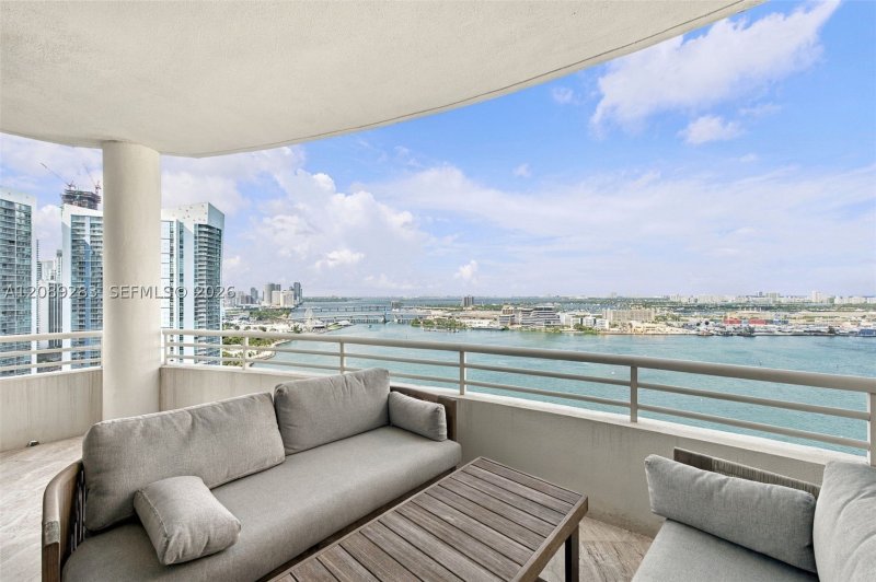 Property photo # 9
