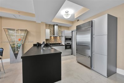 Aluguel de apartamento no Trump Royale 4102