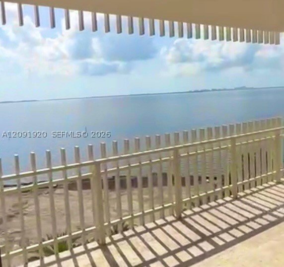 Comprar apartamento en Grove Isles Tower III C801-C802