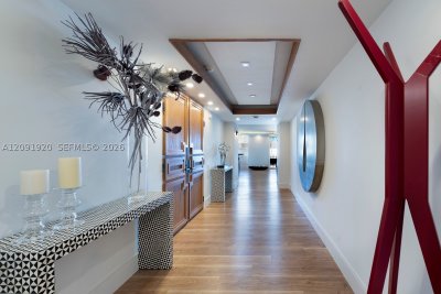 Comprar apartamento no Grove Isles Tower III C801-C802