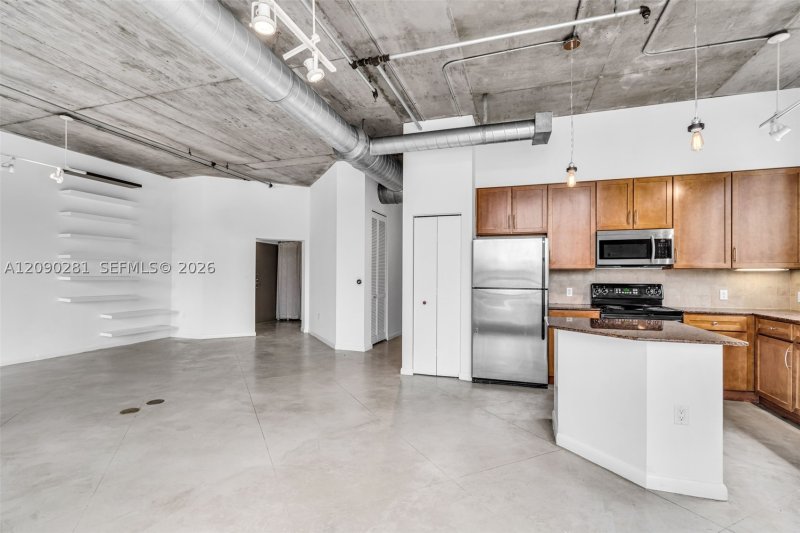Condo for sale at Cite On The Bay 3212