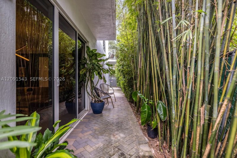 Aluguel de apartamento no One Bay Residences 103
