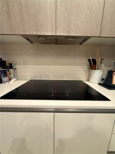 Aluguel de apartamento no One Bay Residences 103