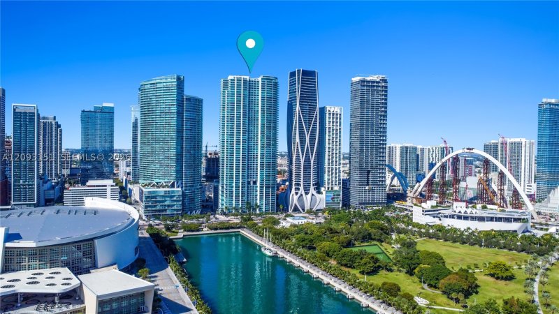 Condo for sale at 900 Biscayne 2602