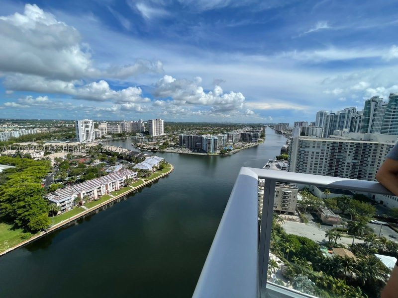 Condo for sale at Hyde Beach House R1902