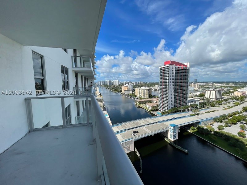 Condo for sale at Hyde Beach House R1902