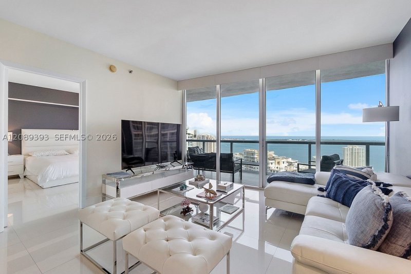Apartment for rent at Icon Brickell Tower I 3905