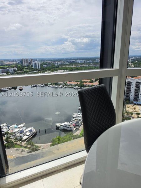 Comprar apartamento en North Tower at The Point 3105
