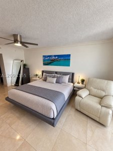 Comprar apartamento en North Tower at The Point 3105