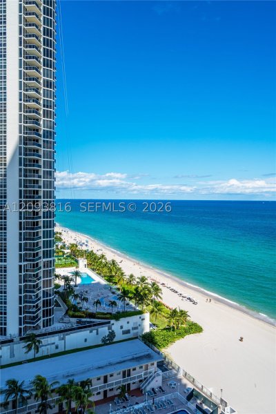Alquiler de apartamento en Residences by Armani / Casa 1101