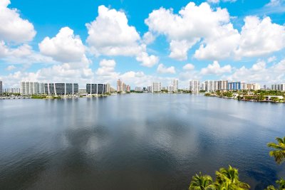 Marina Bay Club Apt #1009