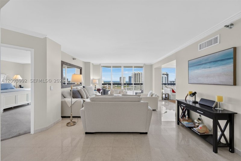 Condo for sale at Mystic Pointe 600 2012