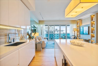 Comprar apartamento no 1 Hotel & Homes South Beach PH-1607