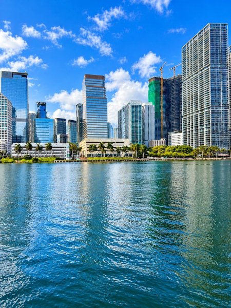 Apartment for rent at Courts Brickell Key 2108