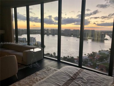 Comprar apartamento no Porsche Design Tower 2903