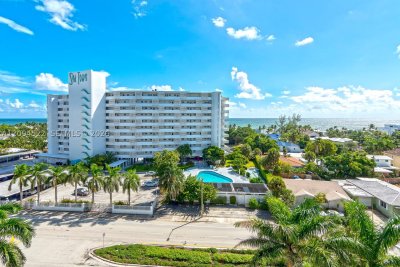 Comprar apartamento no Sapphire Condo 703S