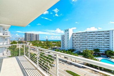 Comprar apartamento no Sapphire Condo 703S
