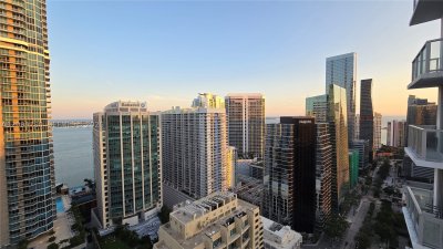 Aluguel de apartamento no Avenue on Brickell 1060 Tower 3605